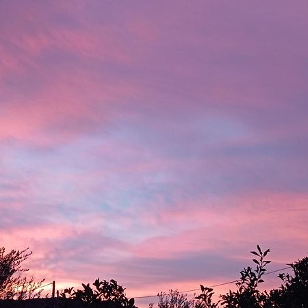 Sunset Apartman Rodhina Kültér fotó